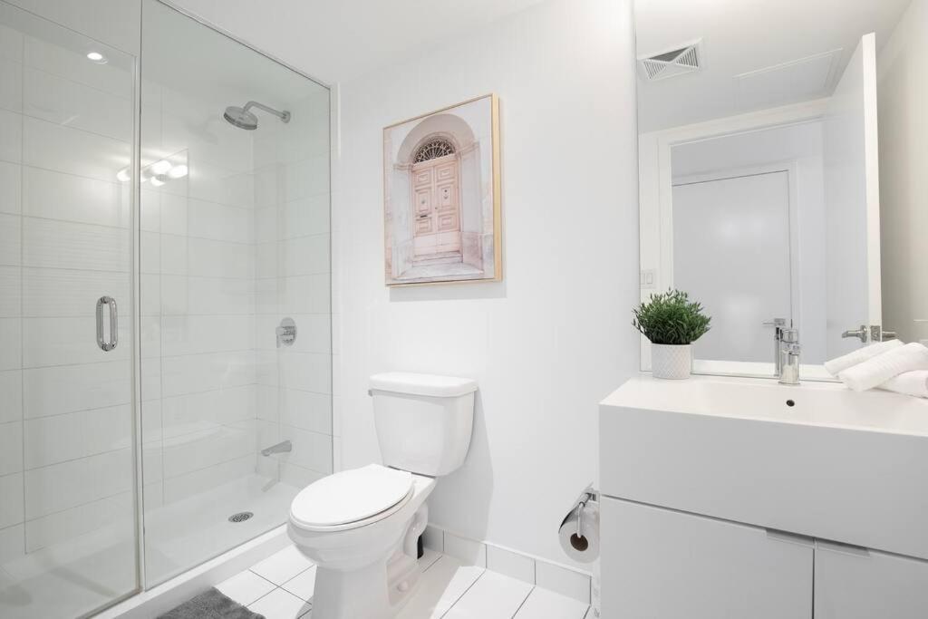 Luxury Suite Downtown Toronto Near Cn Tower Dış mekan fotoğraf