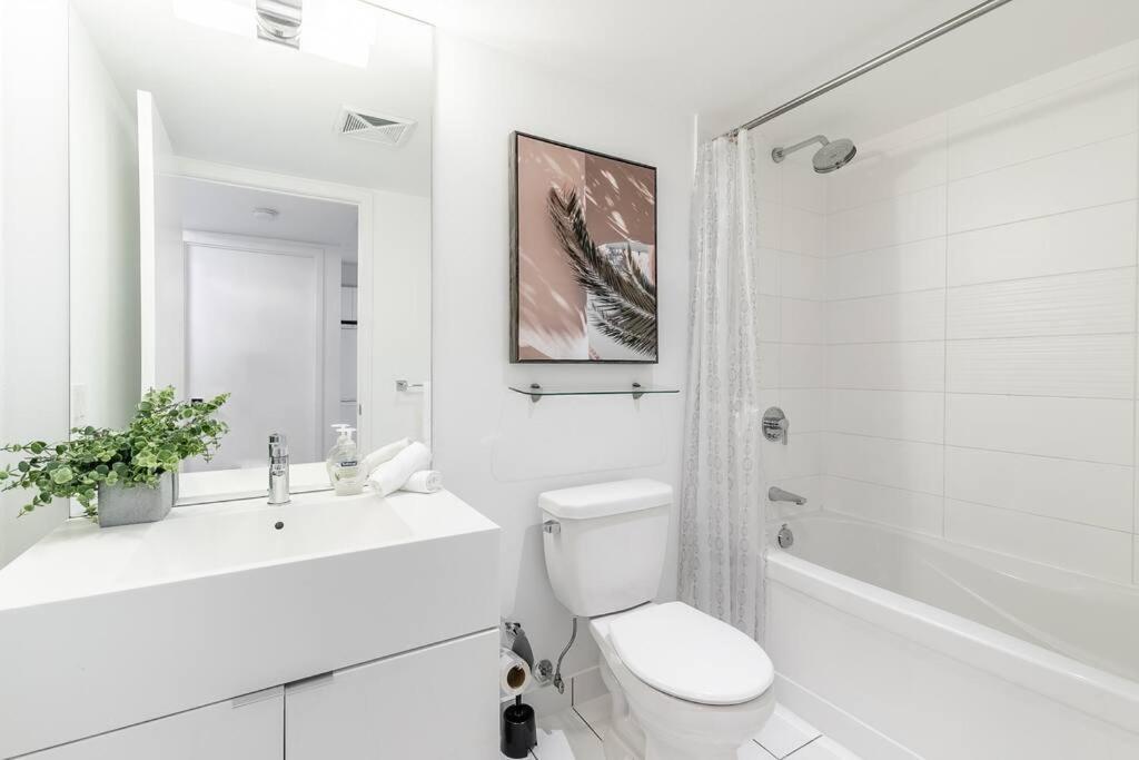 Luxury Suite Downtown Toronto Near Cn Tower Dış mekan fotoğraf