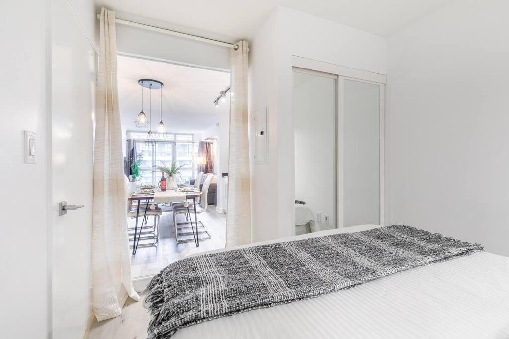 Luxury Suite Downtown Toronto Near Cn Tower Dış mekan fotoğraf