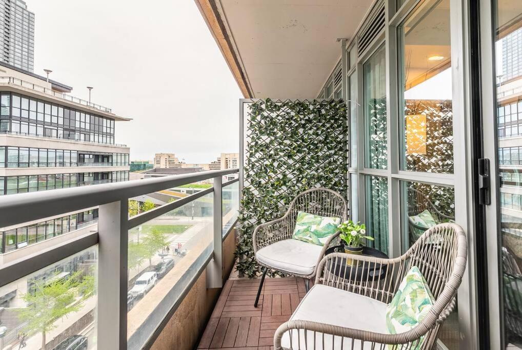 Luxury Suite Downtown Toronto Near Cn Tower Dış mekan fotoğraf
